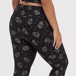 Torrid Full-Length Side Pocket Gold Foil Skull Active Legging
